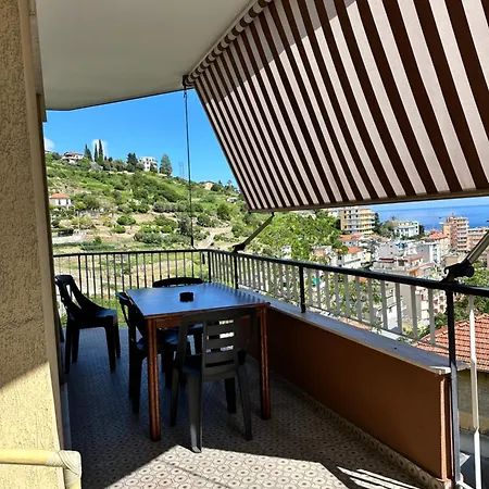 Vista Mare, Apartamento San Remo